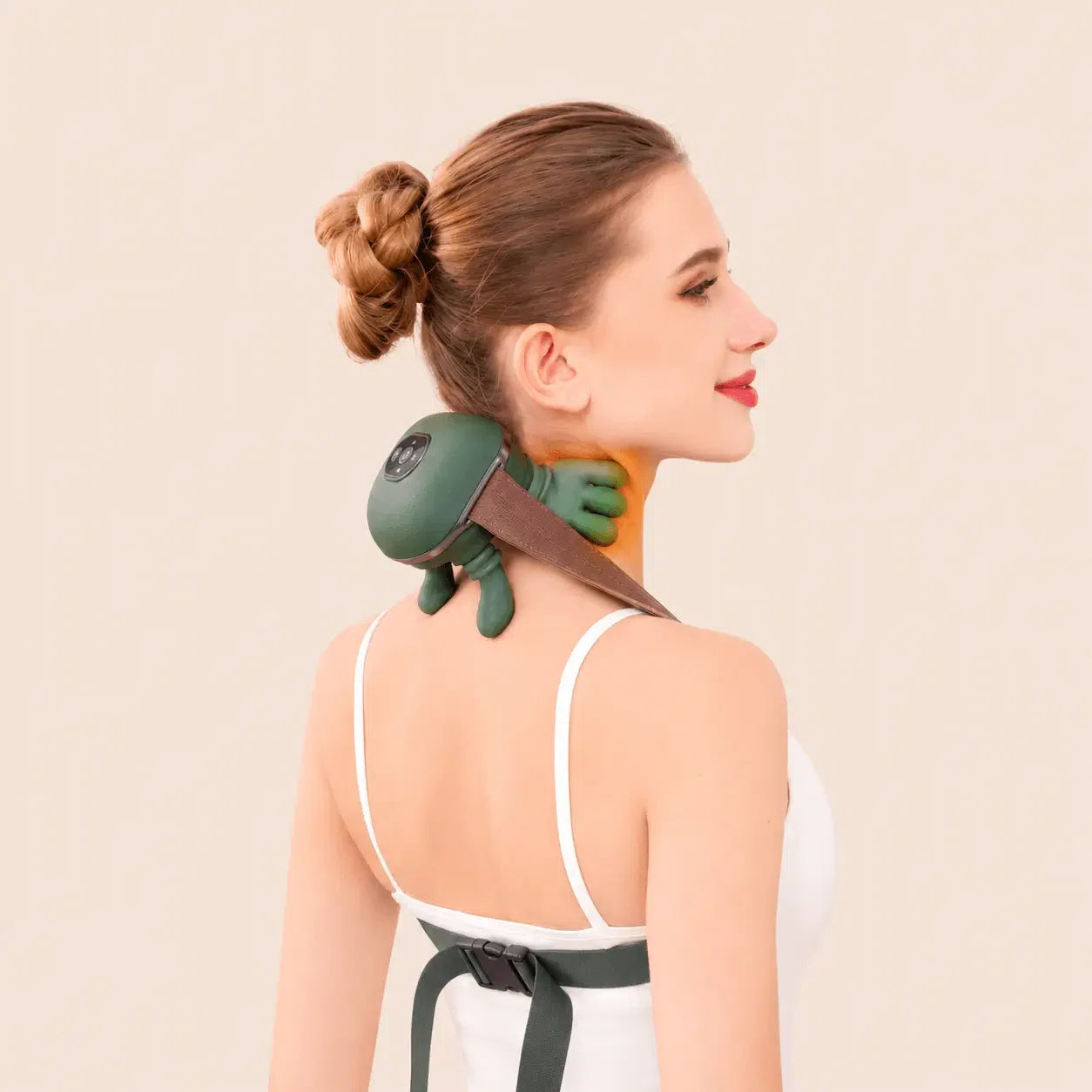 Realistic hand neck and shoulder massager device with heat therapy, wearable back massager for deep tissue relaxation and pain relief